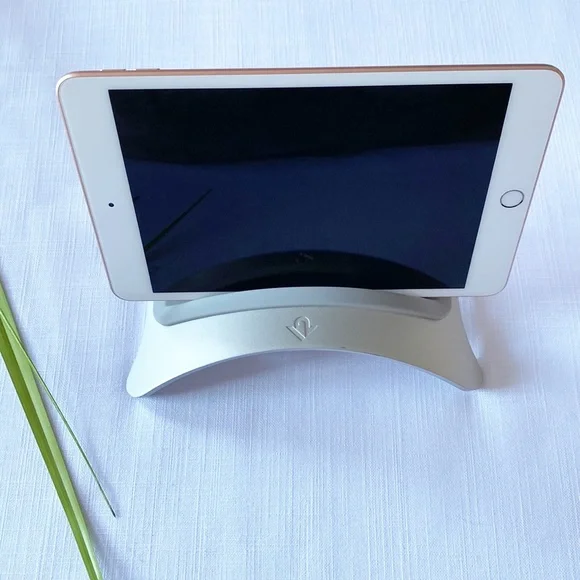 iPad Stand | Riser - Picture 5 of 8